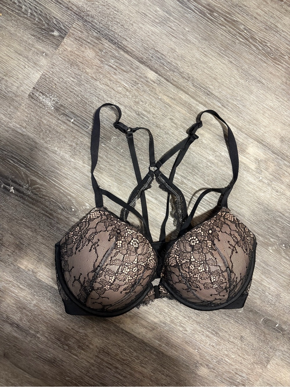 Victoria’s Secret Very Sexy push up bra
